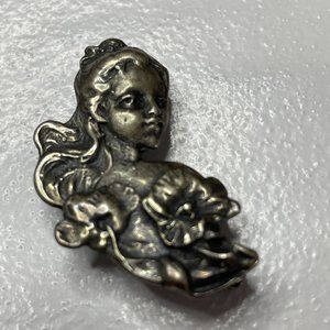 Vintage Art Nouveau Sterling Silver 925 Brooch Charm Pendant Girl Flowers Pretty